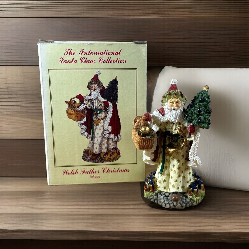 The International Santa Claus Collection Welsh Father Christmas Wales In box